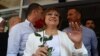 Пред сградата на БСП имаше симпатизанти на Нинова