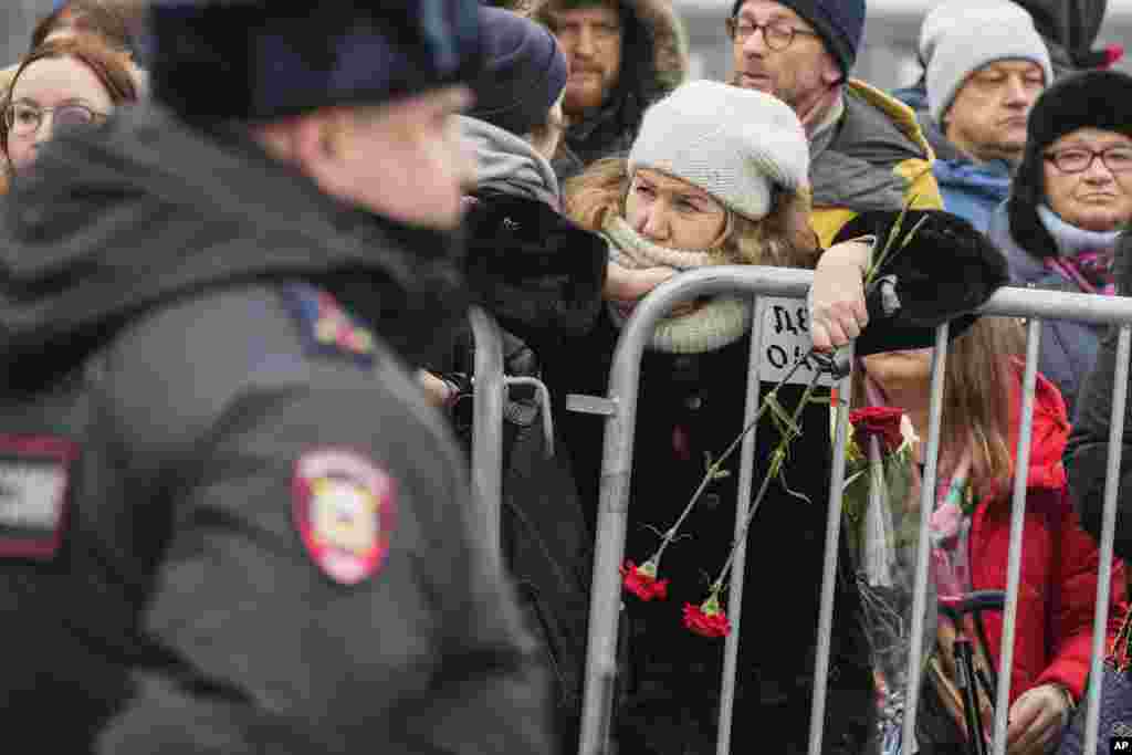 Бийлик коштошуу зыйнаты өтүп жаткан райондо интернет байланышын чектеп койду. 