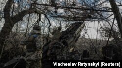 Проте, як зауважують в Інституті вивчення війни, тривалі затримки військової допомоги Заходу, ймовірно, відстрочать зусилля України відновити ініціативу.