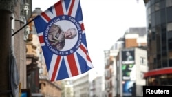 Nu toată lumea din Marea Britanie așteaptă cu nerăbdare încoronarea Regelui Charles, care va fi marcată de tradiție monarhică și ar putea costa peste 100 mil. euro, potrivit unor estimări. Sectorul HORECA spune însă că beneficiile pentru acest sector ar putea fi cel puțin duble.