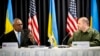 Розмова відбулася незабаром після того, як у США затвердили тимчасовий бюджет, який не включає допомогу Україні (на фото: Остін (л) і Умєров)