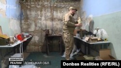 Для роботи із дронами, їх ремонту і переробки боєприпасів у бійців є своя «лабораторія», обладнана в одній з кімнат