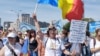 Profesoara Alina Durbac spune că a ieșit în stradă nu numai pentru salariile profesorilor, ci pentru întreg sistemul de învățământ.