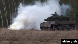 Фінляндія передає модифіковані для розмінування танки Leopard 2, фото ілюстративне