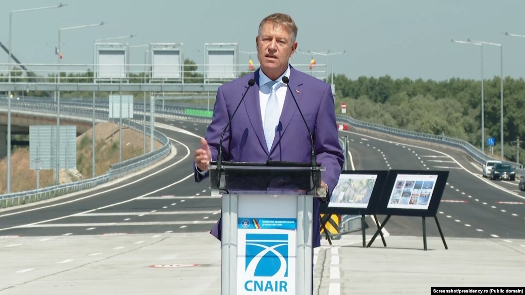 Președintele Klaus Iohanis spune că podul de la Brăila este un exemplu al potențialului de dezvoltare pe care îl are infrastructura din România.