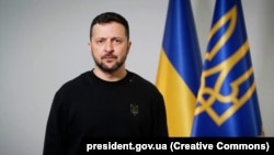 Володимир Зеленський додав, що на Ставці також обговорювали подальші наміри Росії – «до всіх варіантів ми готуємось»
