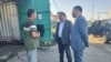 Бишкекте суунун тартыштыгынан 15 мончо, автоунаа жуучу жай жабылды.