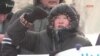 Астана: Абактагы кыргыз ишкерди колдогондор митингге чыкты 