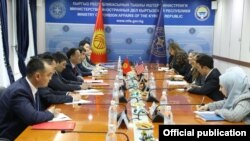 Руслан Казакбаев Узра Зея менен жолугушту. 14-апрель, 2022-жыл.