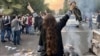 Широкомасштабні протести тривали в різних містах, включаючи Тегеран, Тебриз, Карадж, Кум, Язд