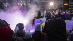 «Майдан навчив усіх, як це бути українцем». 9 років Революції гідності
