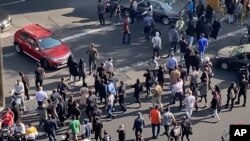 Imagini de la protestul de miercuri din Teheran.