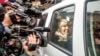 Fosta ministră Elena Udrea, după ce a fost reținută de DNA într-un dosar de corupție. Ca urmare a prescrierii faptelor, ea a scăpat de două dosare în care fusese condamnată de prima instanță.