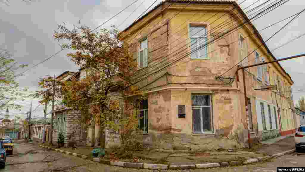 Будинок на нинішній вулиці Курчатова, де у 1920 році жив Володимир Вернадський – один із засновників Української академії наук та її перший президент
