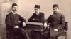 Кырымтатар зыялылары, сулда - Исмәгыйль Гаспралы (1851-1914) 