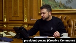 За словами Зеленського, він подякував Казахстану «за гуманітарну підтримку для України»