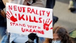 Протест во Берн против инвазијата на Русија врз Украина