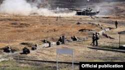 Զորավարժություններ, արխիվ