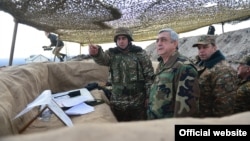 Սերժ Սարգսյանը Թալիշի մերձակա դիրքերում, 10-ը դեկտեմբերի, 2016 թ․ 