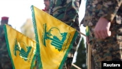 ارشيف، د حزبالله ډلې بيرغونه