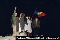 Молоді румуни під час революції 1989 року