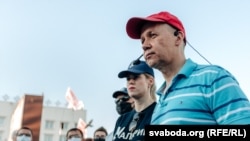 Ілюстрацыйнае фота. Патэнцыйны кандыдат у прэзыдэнты Валер Цапкала на зборы подпісаў у Віцебску, 8 чэрвеня 2020 году
