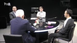 Ҷаҳонпаҳлавонҳо Акмалиддин Каримов ва Хушқадам Хусравов дар меҳмонии Радиои Озодӣ
