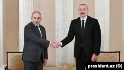 Ільгам Алієва (праворуч) і Нікол Пашинян востаннє зустрічалися 16 травня