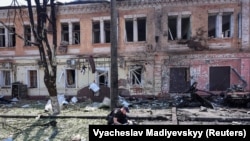 Последствия одного из ударов по Украине