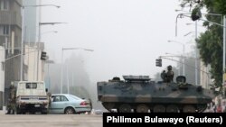 Военные на улицах Хараре. 15 ноября 2017 года.