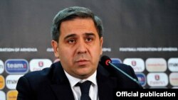 Հայաստանի ֆուտբոլի ֆեդերացիայի նախագահ Արմեն Մելիքբեկյան, արխիվ
