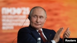 Владимир Путин на ПМЭФ