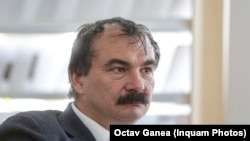 Mircea Miclea consideră că elevii vor avea pierderi mari dacă stau o lună în vacanță