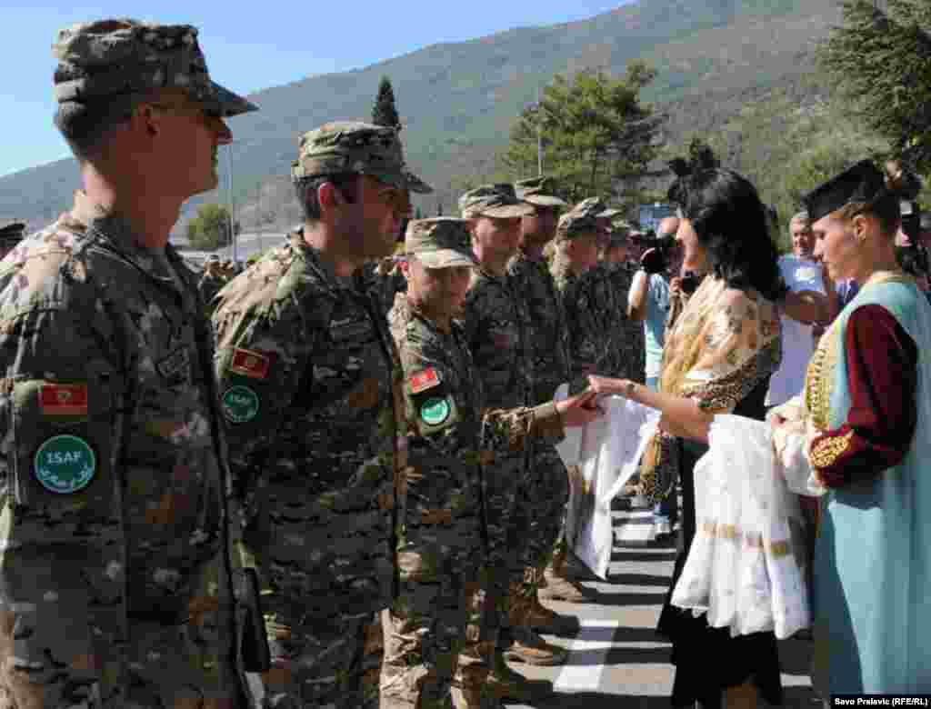 Crna Gora - Ispraćaj vojnika za Afganistan, Danilovgrad,22.08.2011.