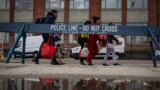 ABŞ-nyň immigrasiýa we gümrük gullugynyň (ICE) deportasiýa sanawynda Türkmenistandan 40 adamyň görkezilýändigi aýdylýar. 