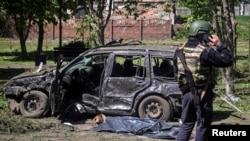 Через російський удар загинув 60-річний чоловік та отримав вибухове поранення 59-річний чоловік. Фото ілюстративне 
