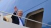 Трамп під час розмови з журналістами перед тим, як вирушити до Італії, відповідаючи на запитання про можливу зустріч із Зеленським, сказав: «Це можливо»