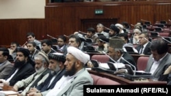 دادگاه ویژه انتخابات که به فرمان حامد کرزی تشکیل شده، دوم تیرماه و حدود پنج‌ماه پس از آغاز به کار پارلمان افغانستان، ۶۲ تن از ۲۴۹ نماینده مجلس را به اتهام تقلب رد صلاحیت کرد.