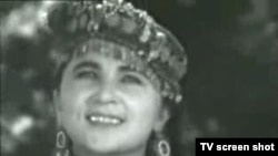 Гавхар Матякубова, в 1967 году станцевав «Лазги» в фильме «Поет Комилжон Отаниёзов», за один день прославилась на всю Центральную Азию. 