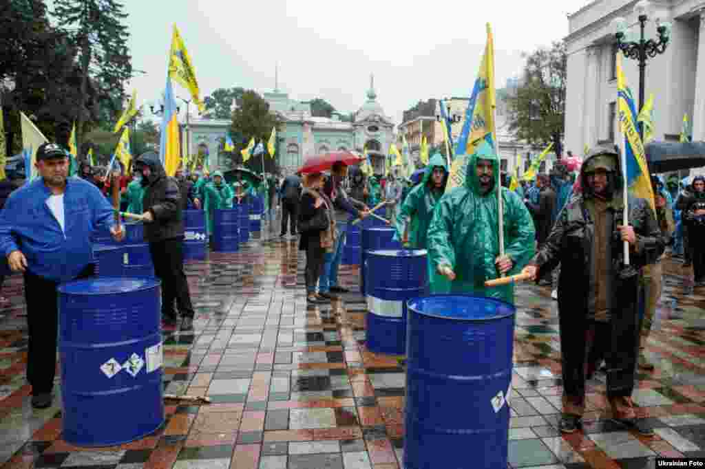 Акція протесту власників автомобілів з євро реєстрацією в Києві, 6 вересня 2017 року БІЛЬШЕ ПРО ЦЕ