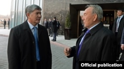 Aлмазбек Атамбаев и Нурсултан Назарбаев