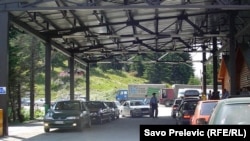 Granični prelaz između Kosova i Crne Gore - ilustracija
