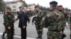 Министерот за одбрана Коњаноски и војници на АРМ