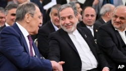 گزارش‌ها حاکی از آن است که وزیر خارجه روسیه در جریان سفر اخیرش به تهران درباره ارتباط با آمریکا حامل پیام بوده است