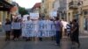 Незадоволството под мустаќ, за проблемите молк