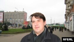 Belarus - Piotr Kuznyatsou, new head of movement "Za Svabodu!" in Homel region, 7Des2009, Homel