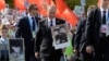 Владимир Путин во время акции «Бессмертный полк». Москва, 9 мая 2015 года. 