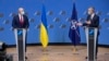 Денис Шмигаль (л) і Єнс Столтенберґ (п) на пресконференції в Брюсселі 9 лютого 2021 року: перш за все реформи