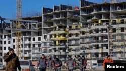 Ті, хто приїжджає з Росії до Маріуполя, працюють здебільшого на будівництві – Микола Осиченко