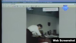 Radovan Karadžić čeka poziv Ratka Mladića, fotografija svjedokinje Slavice Ristić prikazana na suđenju Karadžiću, 12.03.2012.